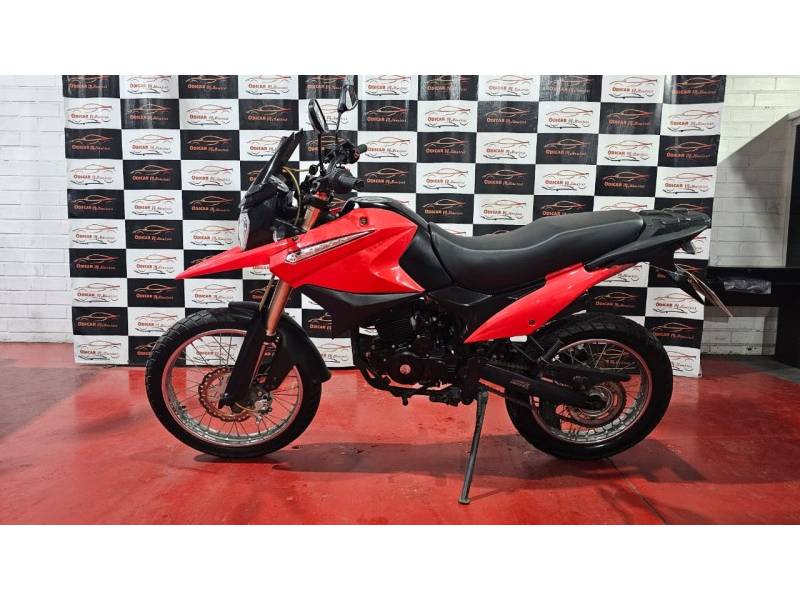 SHINERAY - XY 250 - 2015/2016 - Vermelha - R$ 12.900,00
