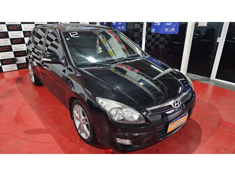 HYUNDAI - I30 - 2011/2012 - Preta - R$ 46.900,00