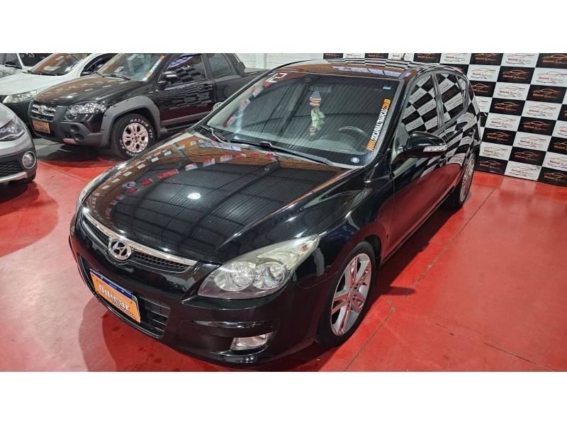 HYUNDAI - I30 - 2011/2012 - Preta - R$ 46.900,00