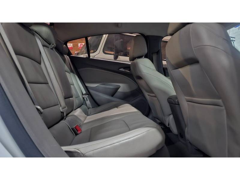 CHEVROLET - CRUZE - 2016/2017 - Branca - R$ 86.900,00