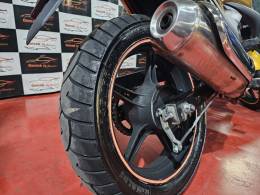 HONDA - CB 300R - 2010/2010 - Amarela - R$ 12.900,00