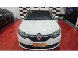 RENAULT - LOGAN - 2017/2018 - Branca - R$ 45.900,00