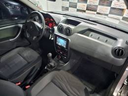 RENAULT - DUSTER - 2011/2012 - Prata - R$ 52.900,00