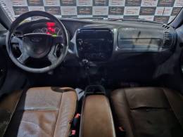 FORD - RANGER - 2006/2007 - Preta - R$ 51.000,00