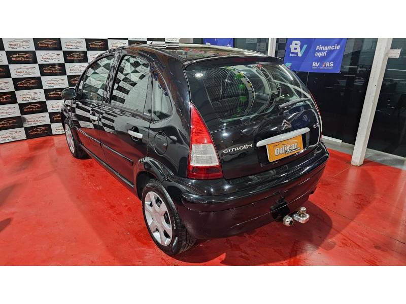 CITROËN - C3 - 2007/2008 - Preta - R$ 22.900,00