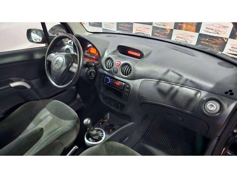 CITROËN - C3 - 2007/2008 - Preta - R$ 22.900,00