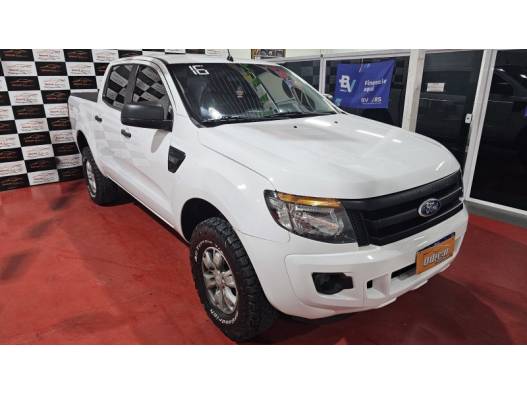 FORD - RANGER - 2015/2016 - Branca - R$ 118.900,00