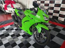 KAWASAKI - NINJA 250R - 2011/2011 - Verde - R$ 12.900,00