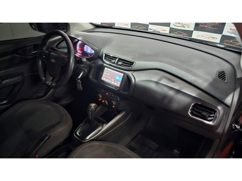 CHEVROLET - ONIX - 2014/2015 - Preta - R$ 51.900,00