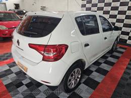 RENAULT - SANDERO - 2019/2020 - Branca - R$ 46.900,00