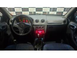 CHEVROLET - CORSA - 1995/1995 - Vermelha - R$ 10.900,00