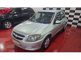 CHEVROLET - CELTA - 2013/2014 - Prata - R$ 33.900,00