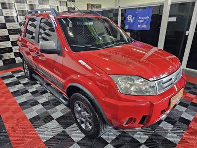 FORD - ECOSPORT - 2010/2011 - Vermelha - R$ 41.900,00