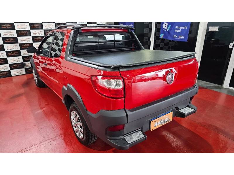 FIAT - STRADA - 2014/2015 - Vermelha - R$ 59.900,00