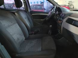 RENAULT - SANDERO - 2008/2009 - Prata - R$ 25.900,00