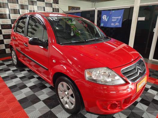 CITROËN - C3 - 2011/2012 - Vermelha - R$ 26.900,00