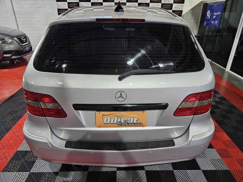 MERCEDES-BENZ - B 200 - 2008/2009 - Prata - R$ 39.900,00