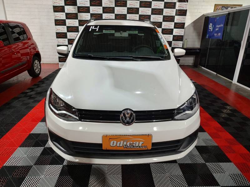 VOLKSWAGEN - SAVEIRO - 2013/2014 - Branca - R$ 49.900,00