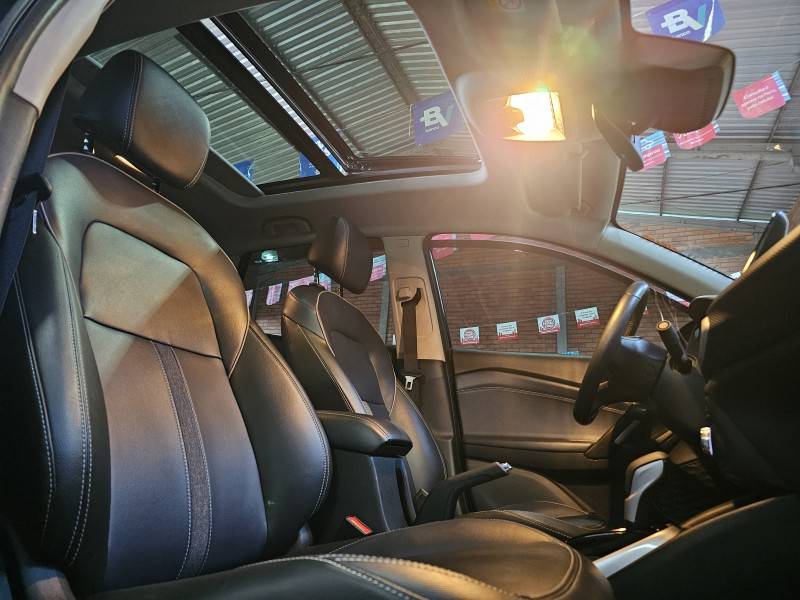 CHEVROLET - TRACKER - 2023/2024 - Azul - R$ 124.900,00