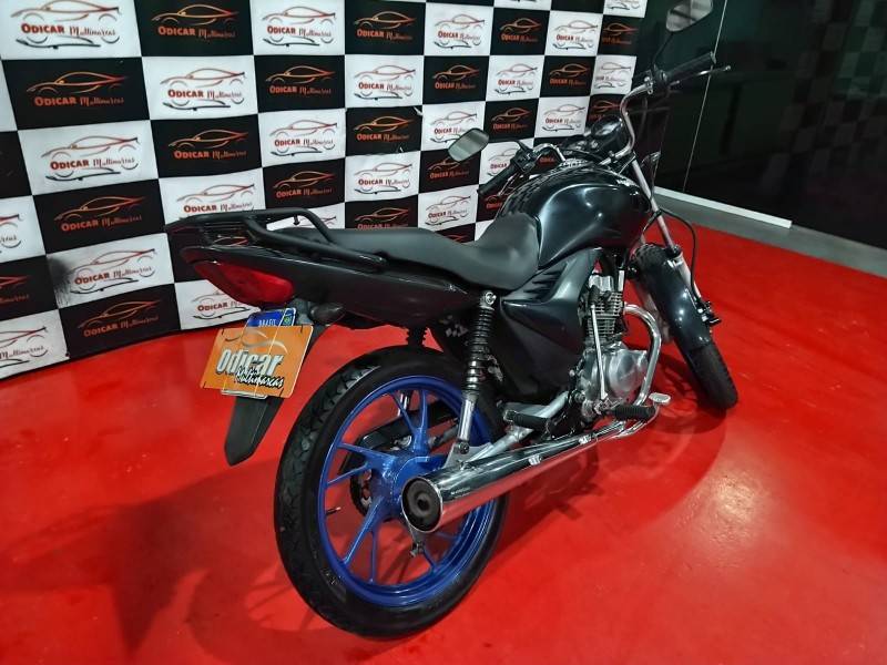 HONDA - CG 125 - 2013/2013 - Preta - R$ 8.900,00