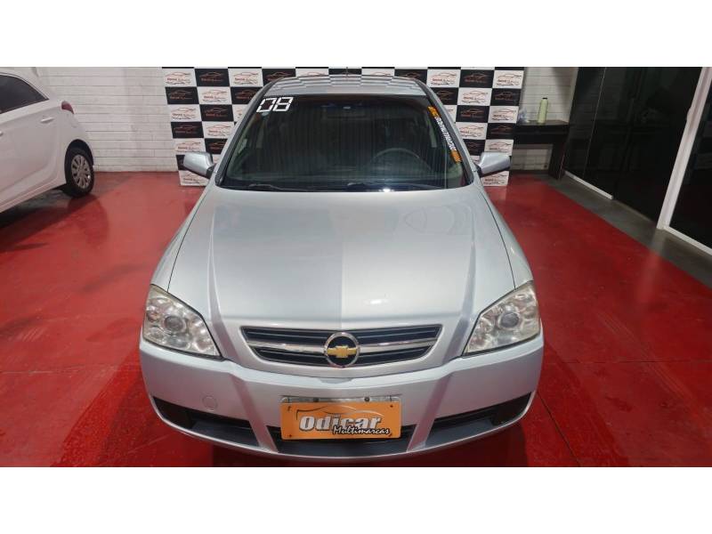 CHEVROLET - ASTRA - 2008/2008 - Prata - R$ 29.900,00