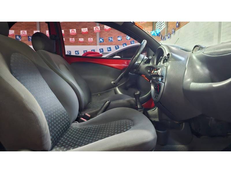 FORD - KA - 2006/2007 - Vermelha - R$ 17.900,00