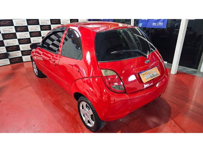 FORD - KA - 2006/2007 - Vermelha - R$ 17.900,00