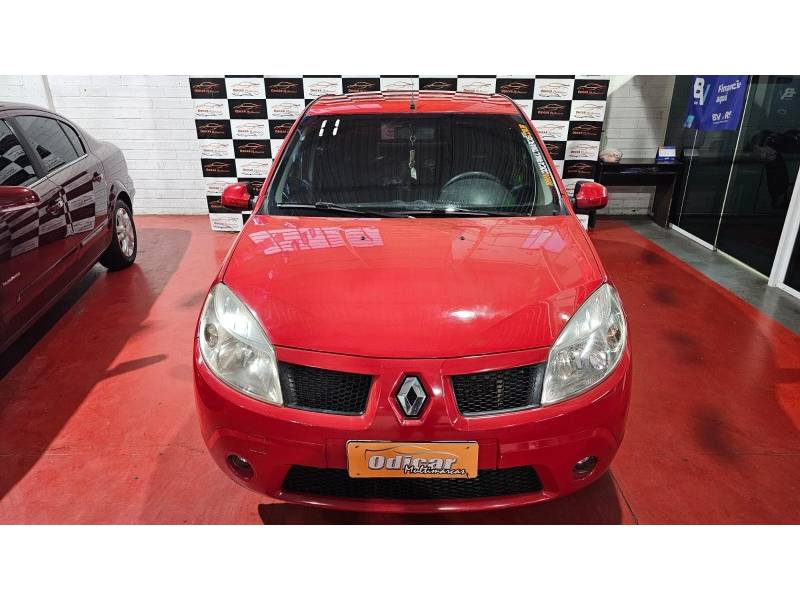 RENAULT - SANDERO - 2010/2011 - Vermelha - R$ 27.900,00