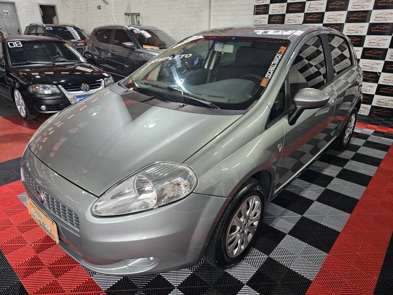 FIAT - PUNTO - 2009/2010 - Cinza - R$ 30.900,00