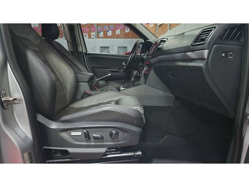 VOLKSWAGEN - AMAROK - 2018/2019 - Prata - R$ 161.900,00