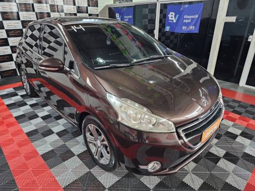 PEUGEOT - 208 - 2013/2014 - Marrom - R$ 41.900,00
