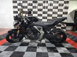 HONDA - CB 1000R - 2011/2012 - Preta - Sob Consulta