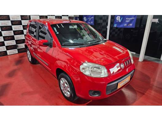 FIAT - UNO - 2010/2011 - Vermelha - R$ 33.900,00