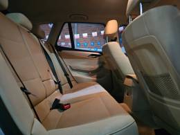 BMW - X1 - 2013/2014 - Branca - R$ 77.900,00