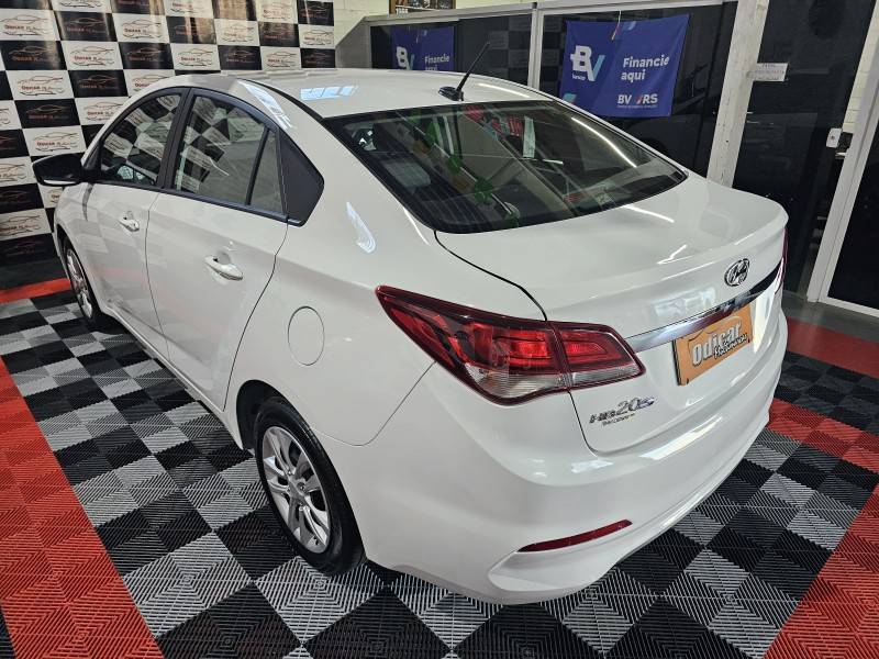 HYUNDAI - HB20S - 2019/2019 - Branca - R$ 61.900,00