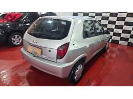 CHEVROLET - CELTA - 2013/2014 - Prata - R$ 33.900,00