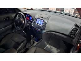 HYUNDAI - I30 - 2011/2012 - Preta - R$ 46.900,00