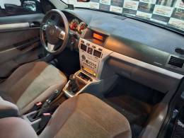 CHEVROLET - VECTRA - 2010/2011 - Preta - R$ 41.900,00