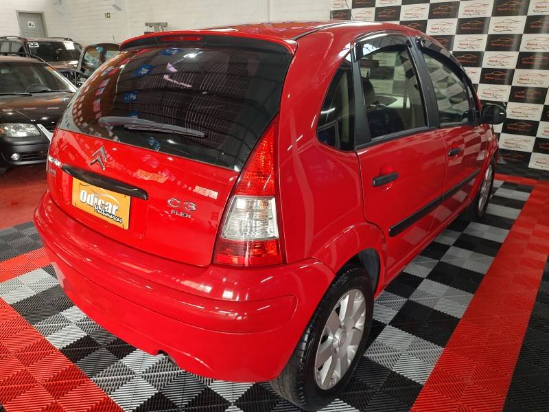 CITROËN - C3 - 2011/2012 - Vermelha - R$ 26.900,00