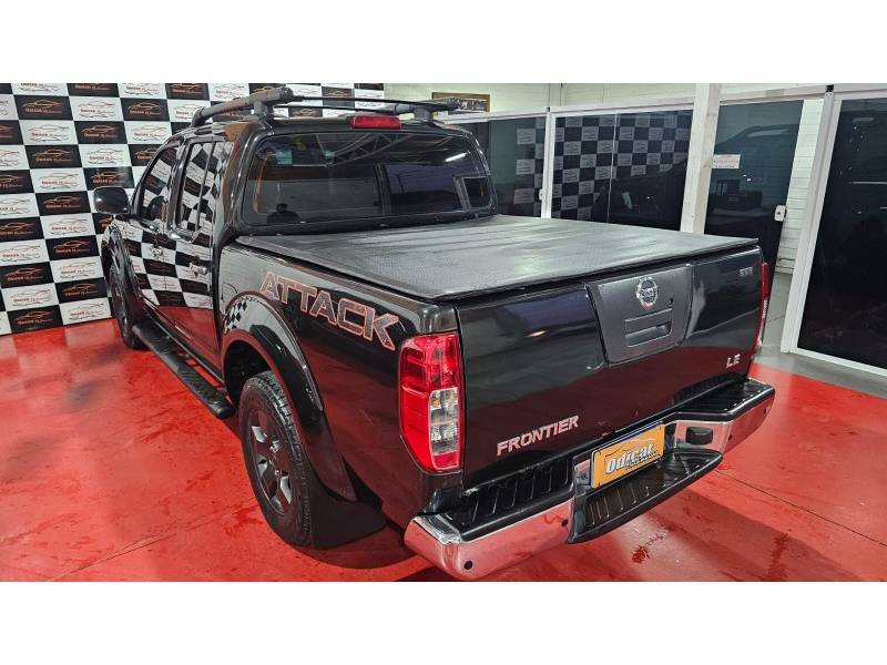 NISSAN - FRONTIER - 2012/2012 - Preta - R$ 89.900,00