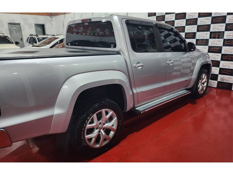 VOLKSWAGEN - AMAROK - 2018/2019 - Prata - R$ 161.900,00