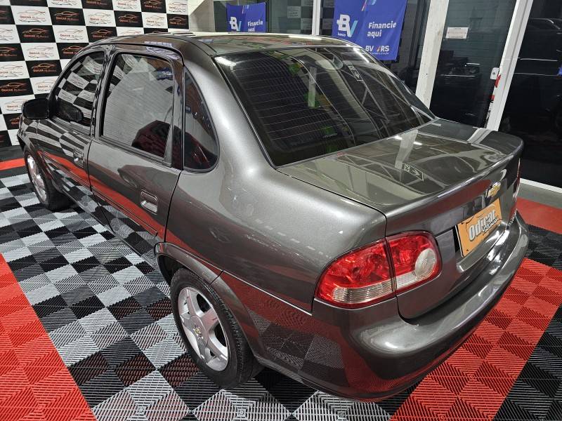 CHEVROLET - CLASSIC - 2014/2015 - Cinza - R$ 34.900,00