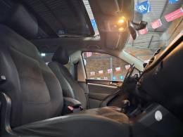 VOLKSWAGEN - TIGUAN - 2013/2014 - Branca - R$ 69.900,00