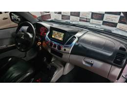 MITSUBISHI - L200 TRITON - 2014/2015 - Prata - Sob Consulta