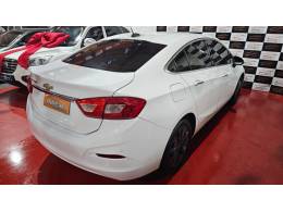 CHEVROLET - CRUZE - 2016/2017 - Branca - R$ 86.900,00