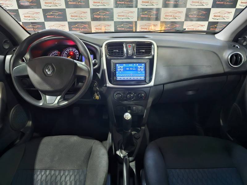 RENAULT - SANDERO - 2015/2016 - Prata - R$ 39.900,00