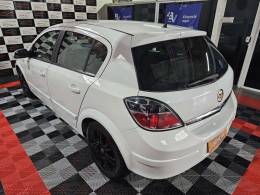 CHEVROLET - VECTRA - 2007/2008 - Branca - R$ 33.900,00