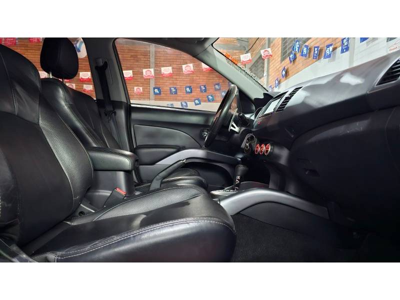 MITSUBISHI - OUTLANDER - 2009/2010 - Prata - R$ 59.900,00