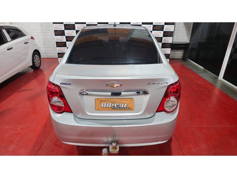 CHEVROLET - SONIC - 2012/2012 - Prata - R$ 42.900,00