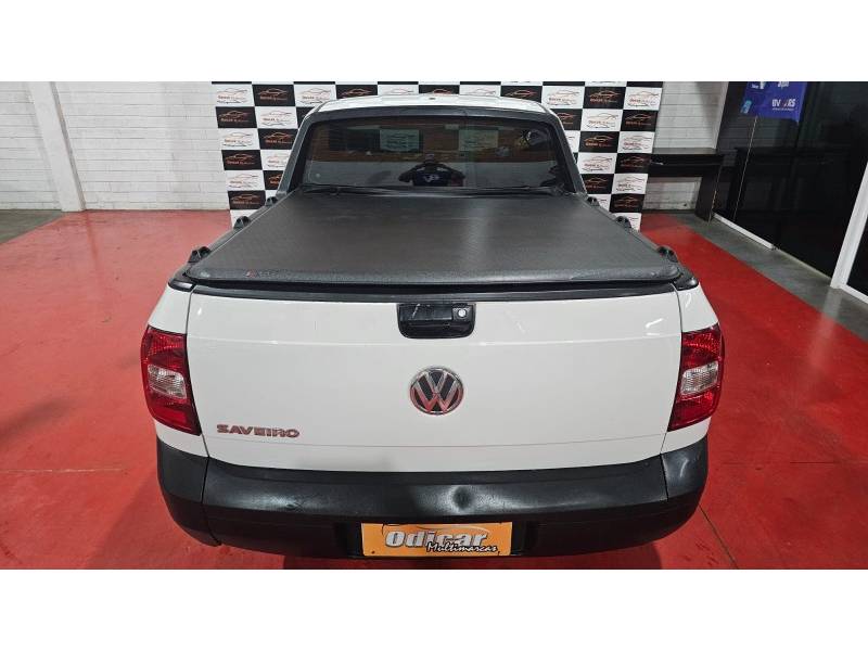 VOLKSWAGEN - SAVEIRO - 2011/2011 - Branca - R$ 40.900,00